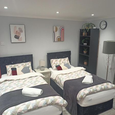 Homey Studio In Newport Perfect For Couples & Travelers Exteriér fotografie