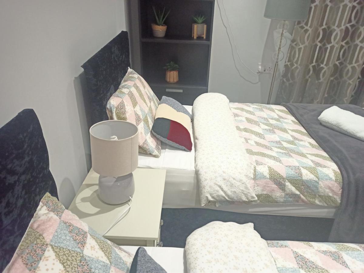 Homey Studio In Newport Perfect For Couples & Travelers Exteriér fotografie